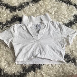 Crop top.